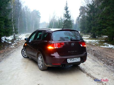 Seat Altea XL - минивэн подрос и возмужал Seat Altea XL - минивэн подрос и возмужал